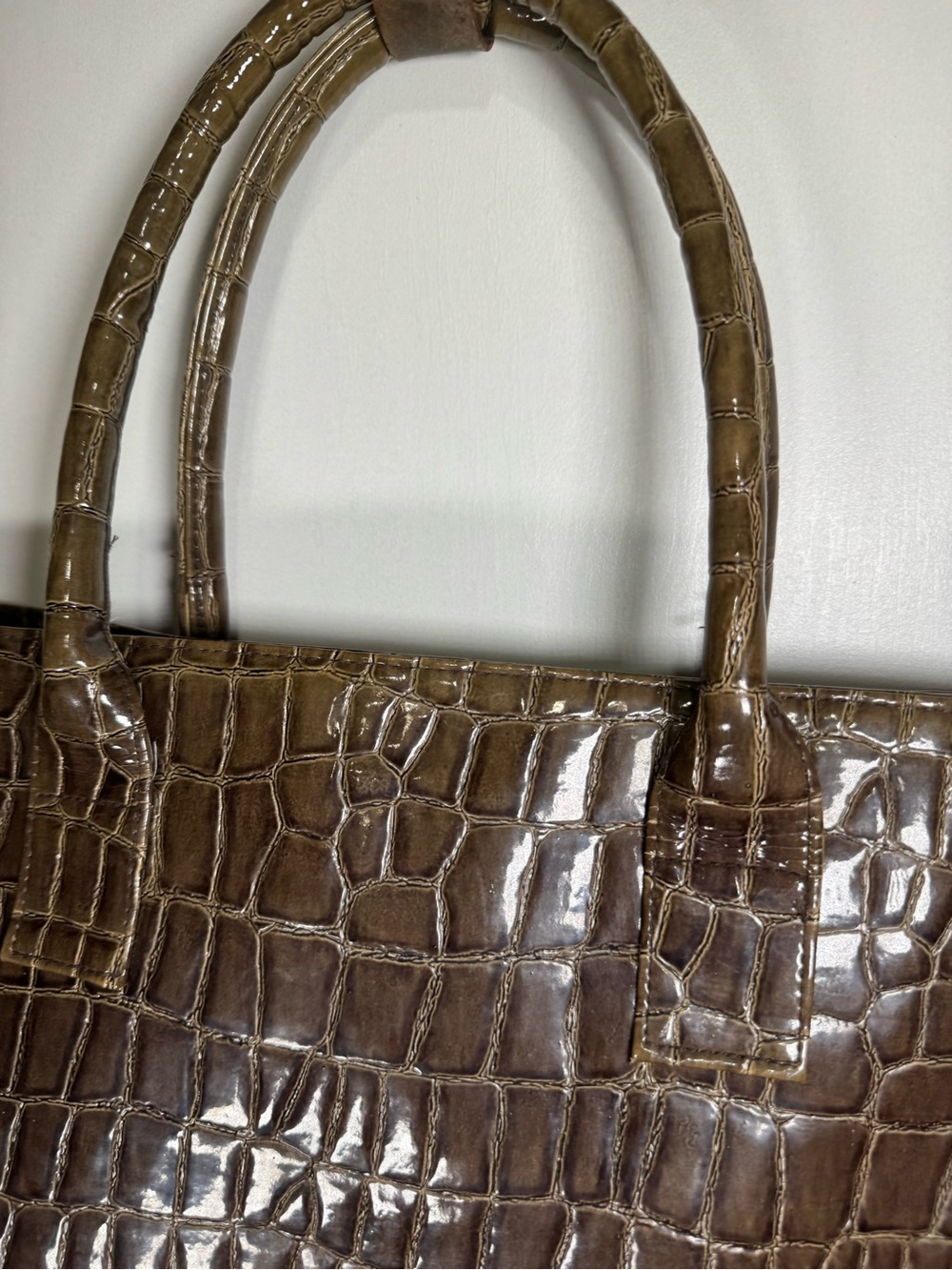 Murval Croc-Embossed Brown Patent Top-Handle Tote Laptop Bag - Picture 4 of 13